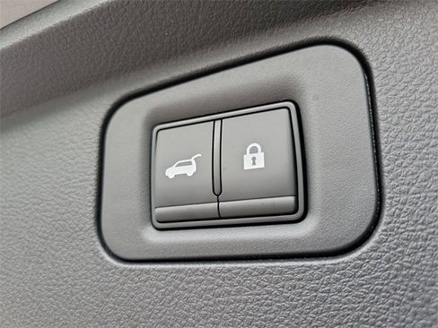 New 2025 Nissan Armada Platinum w/ Convenience Package image 32