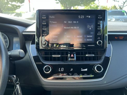 Used 2021 Toyota Corolla SE FWD image 17