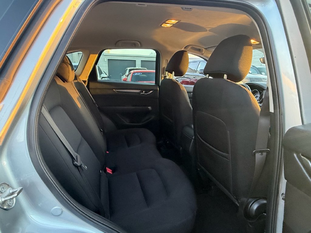 Used 2019 MAZDA CX-5 Sport FWD image 17