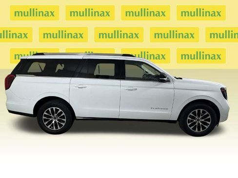 Certified 2025 Ford Expedition Max Platinum AWD/4WD image 2