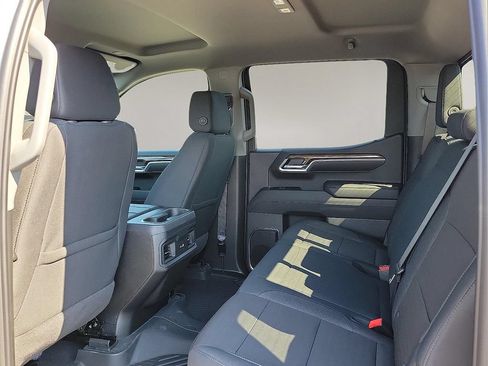 Used 2025 Chevrolet Silverado 1500 RST AWD/4WD image 9