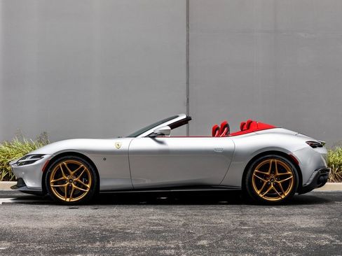Used 2024 Ferrari Roma Spider image 2