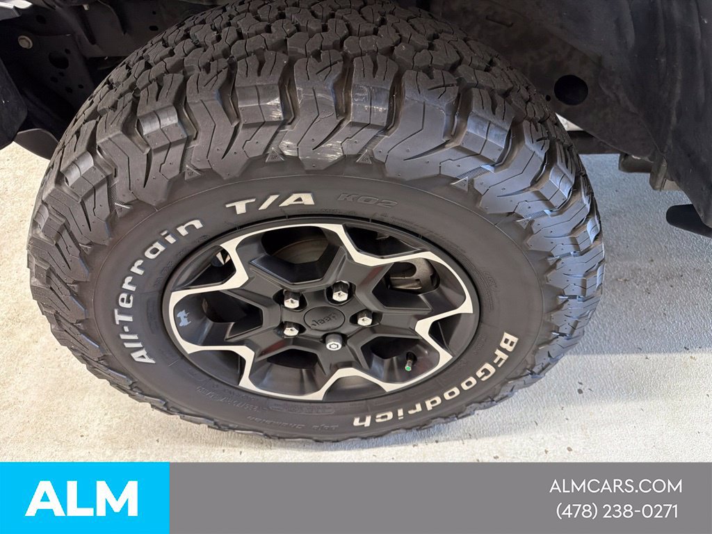 Used 2021 Jeep Wrangler Unlimited Rubicon 4xe w/ Cold Weather Group AWD/4WD image 4