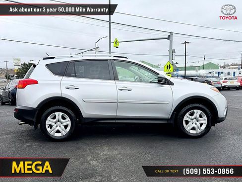 Used 2014 Toyota RAV4 LE image 13