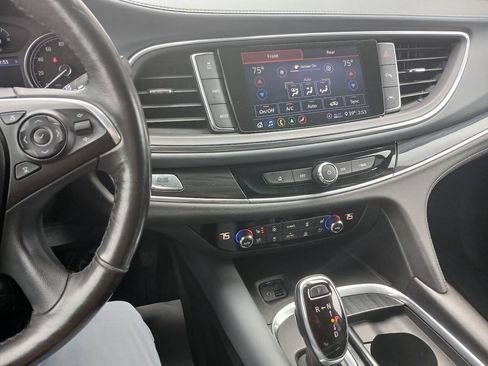 Used 2020 Buick Enclave Premium w/ Surround and Sites Package AWD/4WD image 19