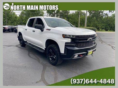Used 2021 Chevrolet Silverado 1500 LT Trail Boss w/ Convenience Package II AWD/4WD image 1