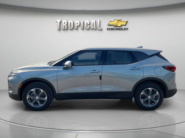 New 2026 Chevrolet Blazer LT FWD image 2