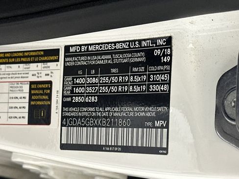 Used 2019 Mercedes-Benz GLE 400 4MATIC image 9
