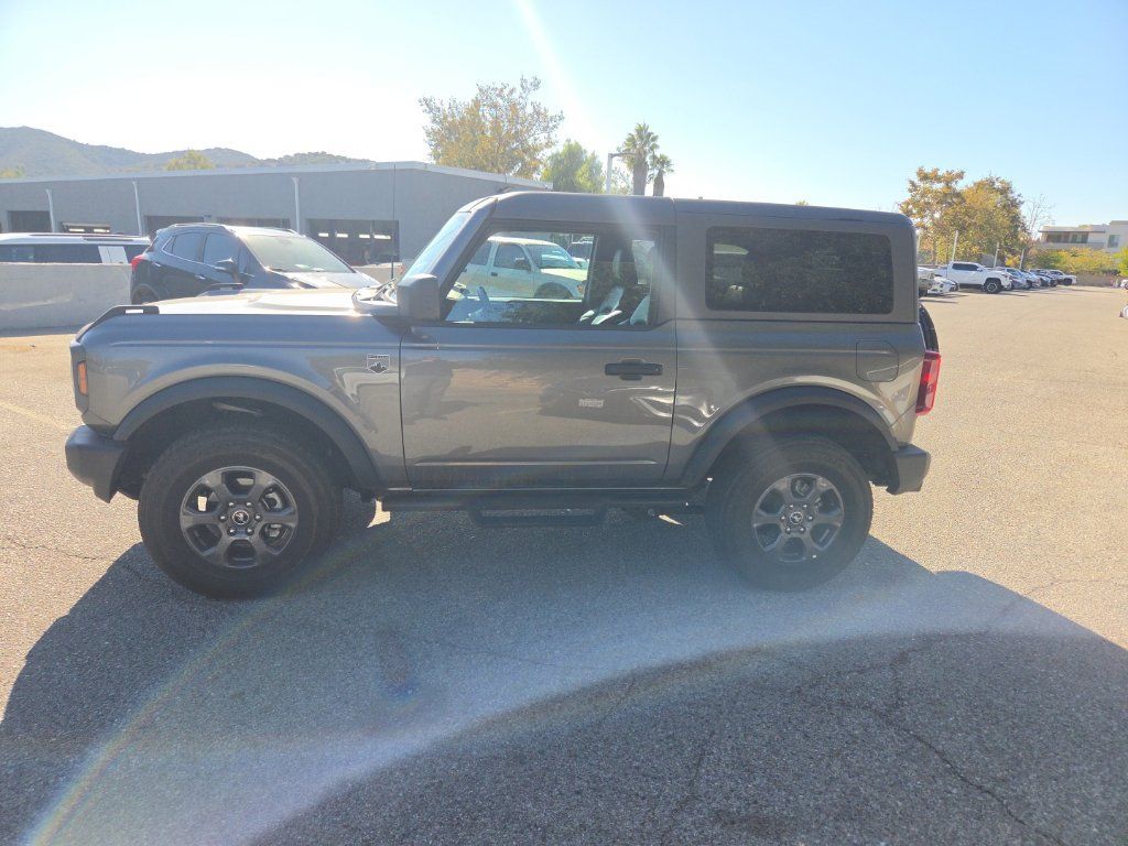 Used 2024 Ford Bronco Big Bend AWD/4WD image 2
