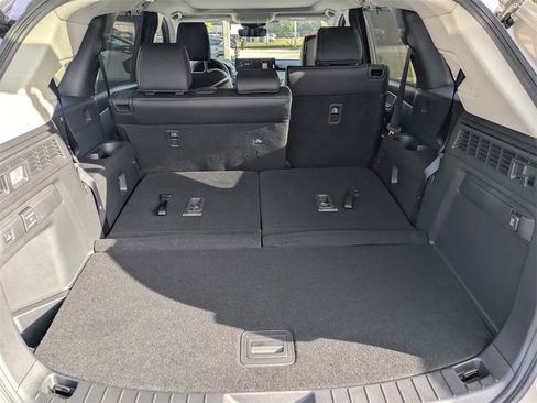 New 2025 MAZDA CX-90 Plug-In Hybrid w/Premium Sport image 9