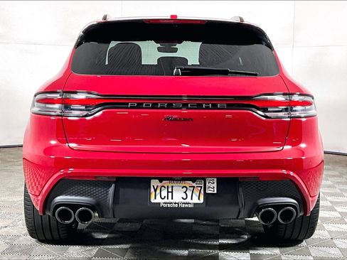 Used 2026 Porsche Macan AWD/4WD image 10