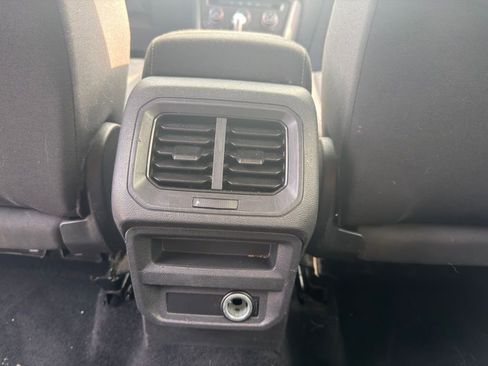 Used 2020 Volkswagen Tiguan S FWD image 24