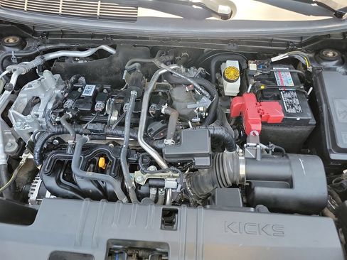 Used 2025 Nissan Kicks SV FWD image 16