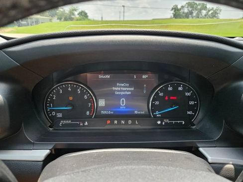 Used 2023 Ford Explorer XLT w/ Equipment Group 202A RWD image 15