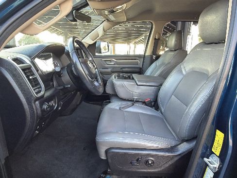 Used 2019 RAM 1500 Big Horn AWD/4WD image 13