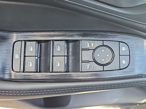 New 2026 Nissan Rogue SV w/ Cold Weather Package FWD image 27