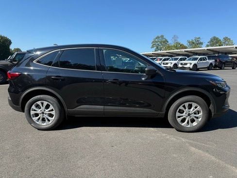 Used 2025 Ford Escape Active w/ Tech Pack #1 AWD/4WD image 6