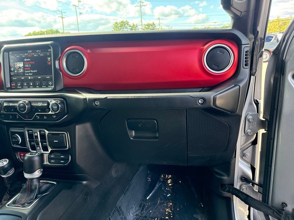 Certified 2021 Jeep Gladiator Rubicon AWD/4WD image 27