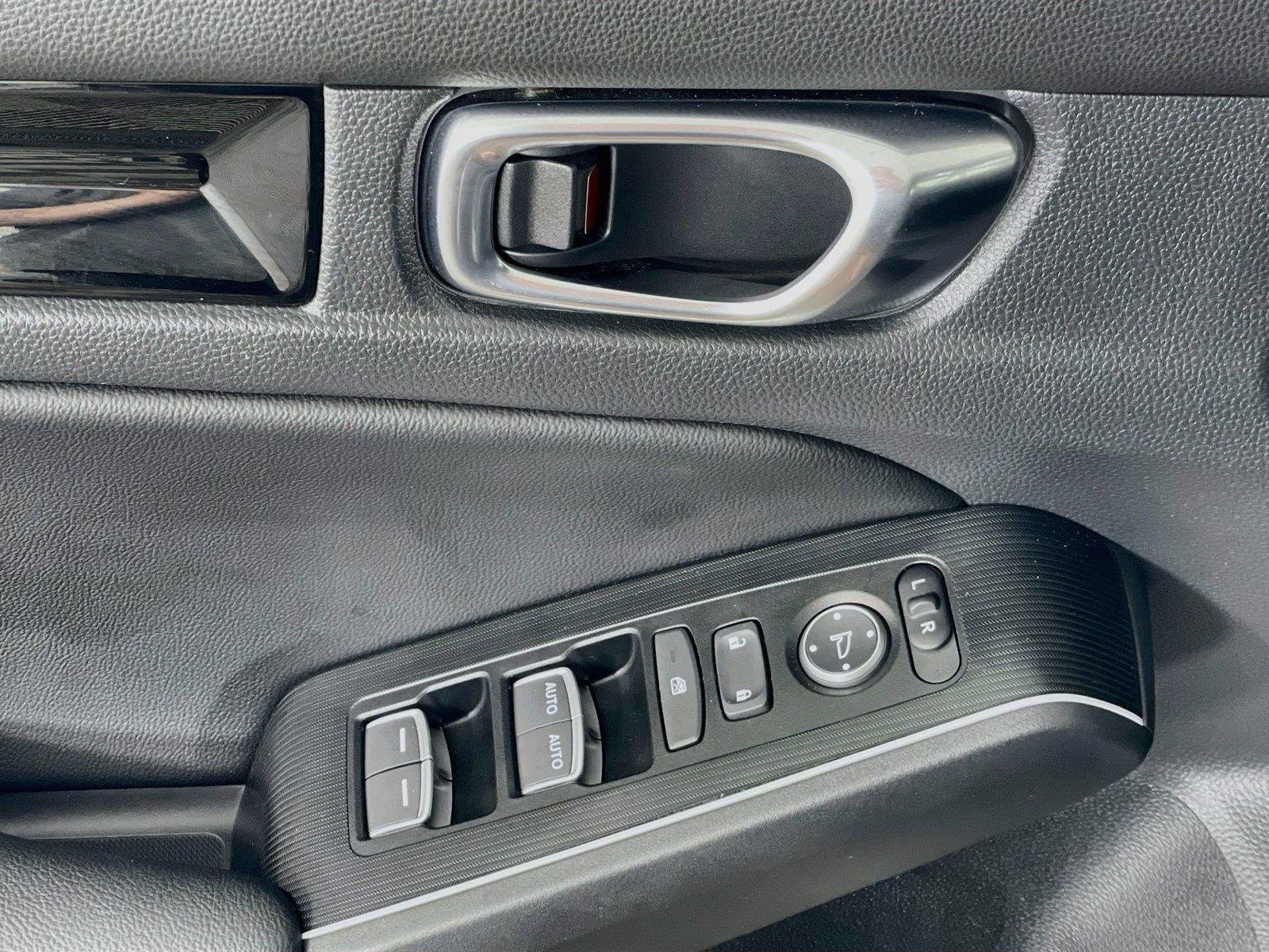 Certified 2025 Honda Civic Sport Touring image 13