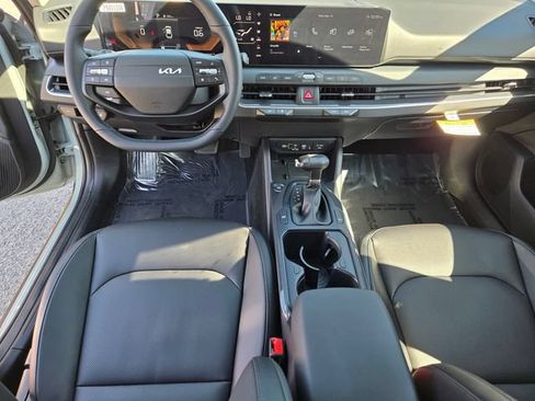New 2026 Kia K4 EX FWD image 27