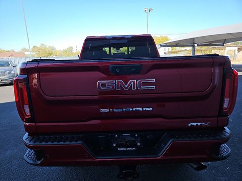 Used 2021 GMC Sierra 2500 AT4 w/ AT4 Premium Plus Package image 4