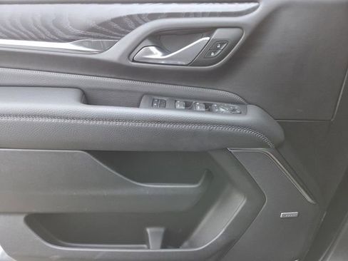 Used 2022 GMC Yukon XL Denali image 37