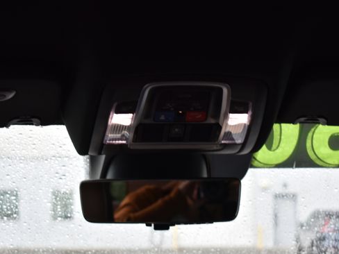 Used 2022 RAM 1500 Limited image 29