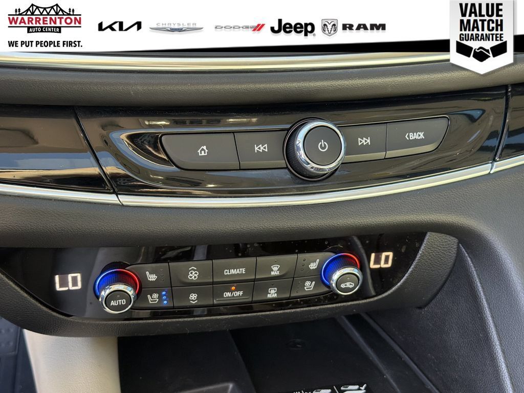 Used 2023 Buick Enclave Avenir w/ Avenir Technology Package AWD/4WD image 27