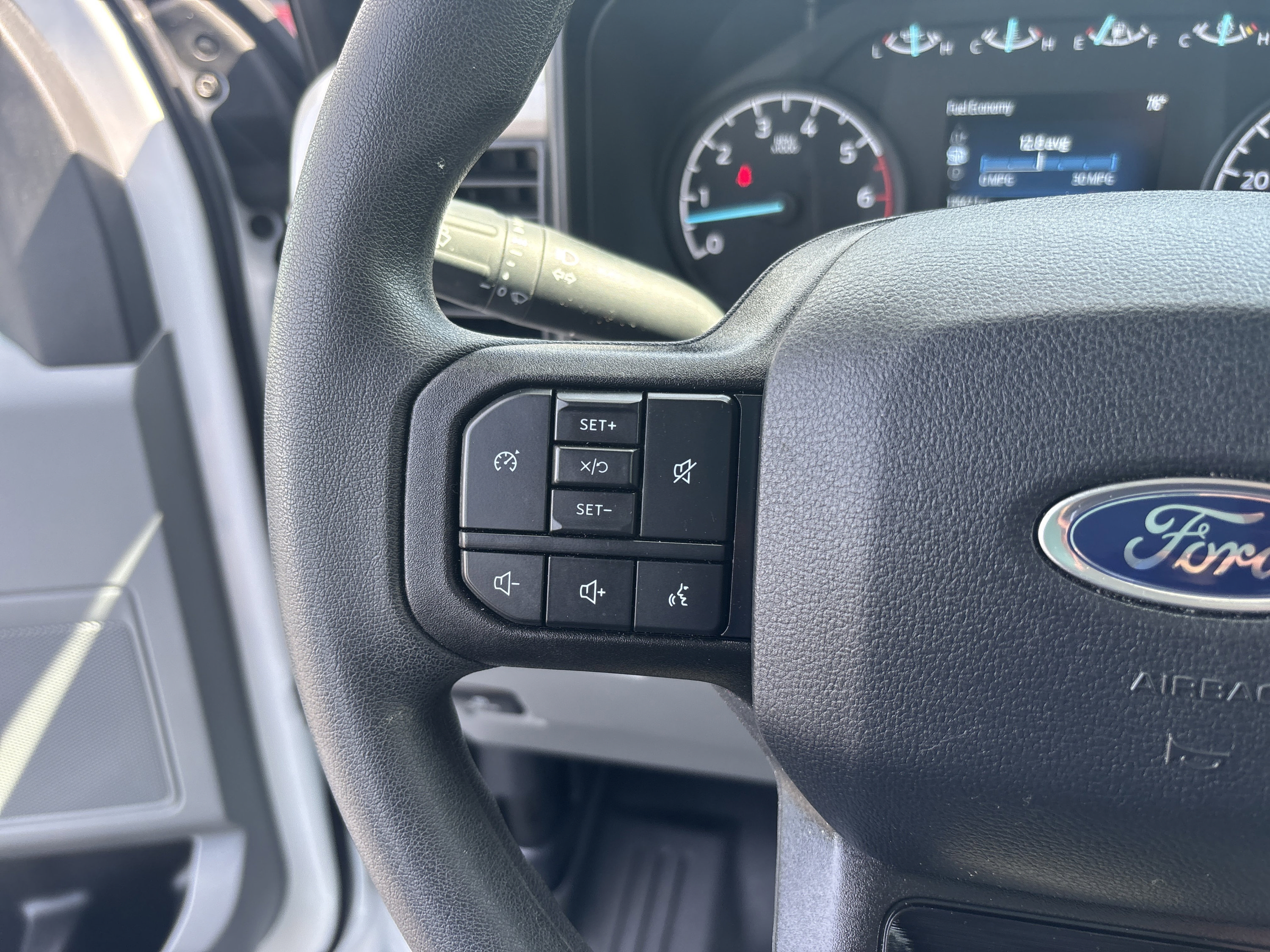 Used 2025 Ford F350 XL w/ STX Appearance Package AWD/4WD image 18