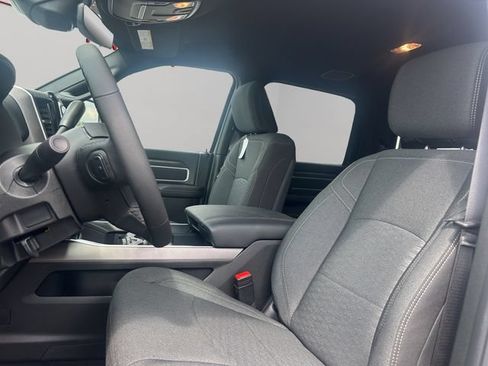 New 2026 RAM 3500 Big Horn AWD/4WD image 12