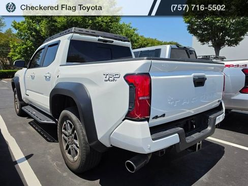 Used 2024 Toyota Tacoma TRD Sport w/ TRD Sport Upgrade Package AWD/4WD image 4