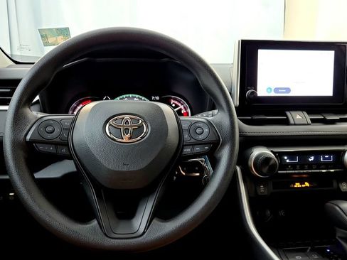Certified 2025 Toyota RAV4 LE AWD/4WD image 27