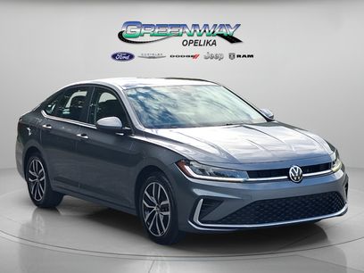 Used 2025 Volkswagen Jetta SE