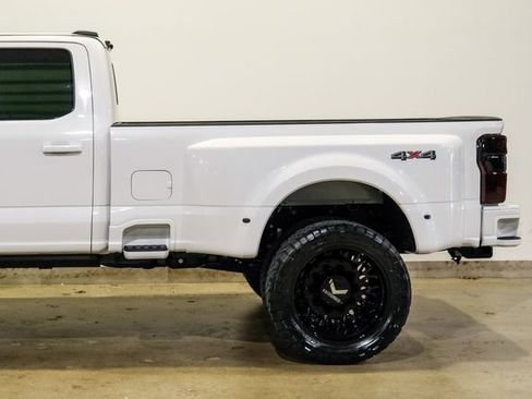 Used 2026 Ford F450 Platinum w/ Platinum Plus Package image 44
