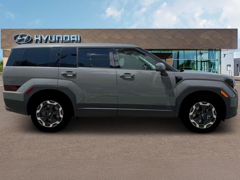 New 2026 Hyundai Santa Fe SE image 9
