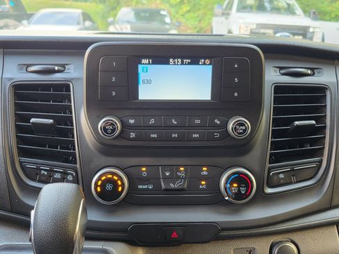 Used 2021 Ford Transit 350 XLT RWD image 14
