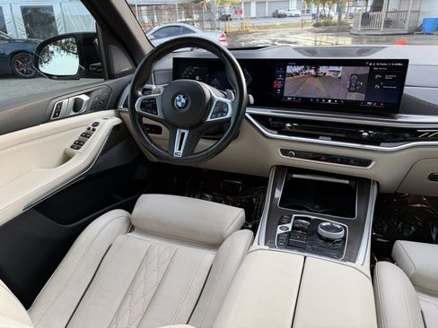 Used 2024 BMW X5 M60i image 36