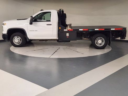 Used 2024 Chevrolet Silverado 3500 W/T w/ WT Convenience Package AWD/4WD image 4