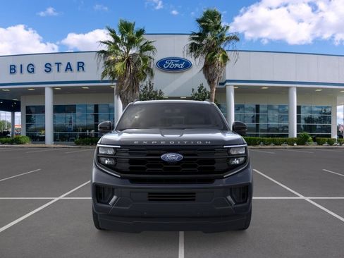 New 2026 Ford Expedition Active RWD image 7