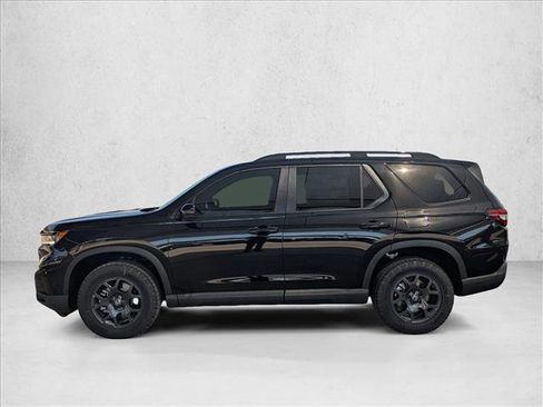 New 2025 Honda Pilot TrailSport image 5