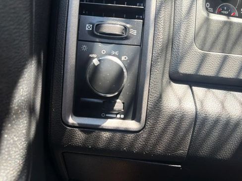 Used 2016 RAM 5500 Tradesman w/ Cold Weather Group AWD/4WD image 19