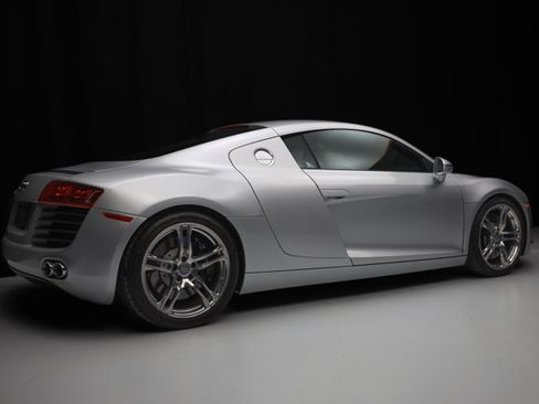 Used 2009 Audi R8 V8 image 4