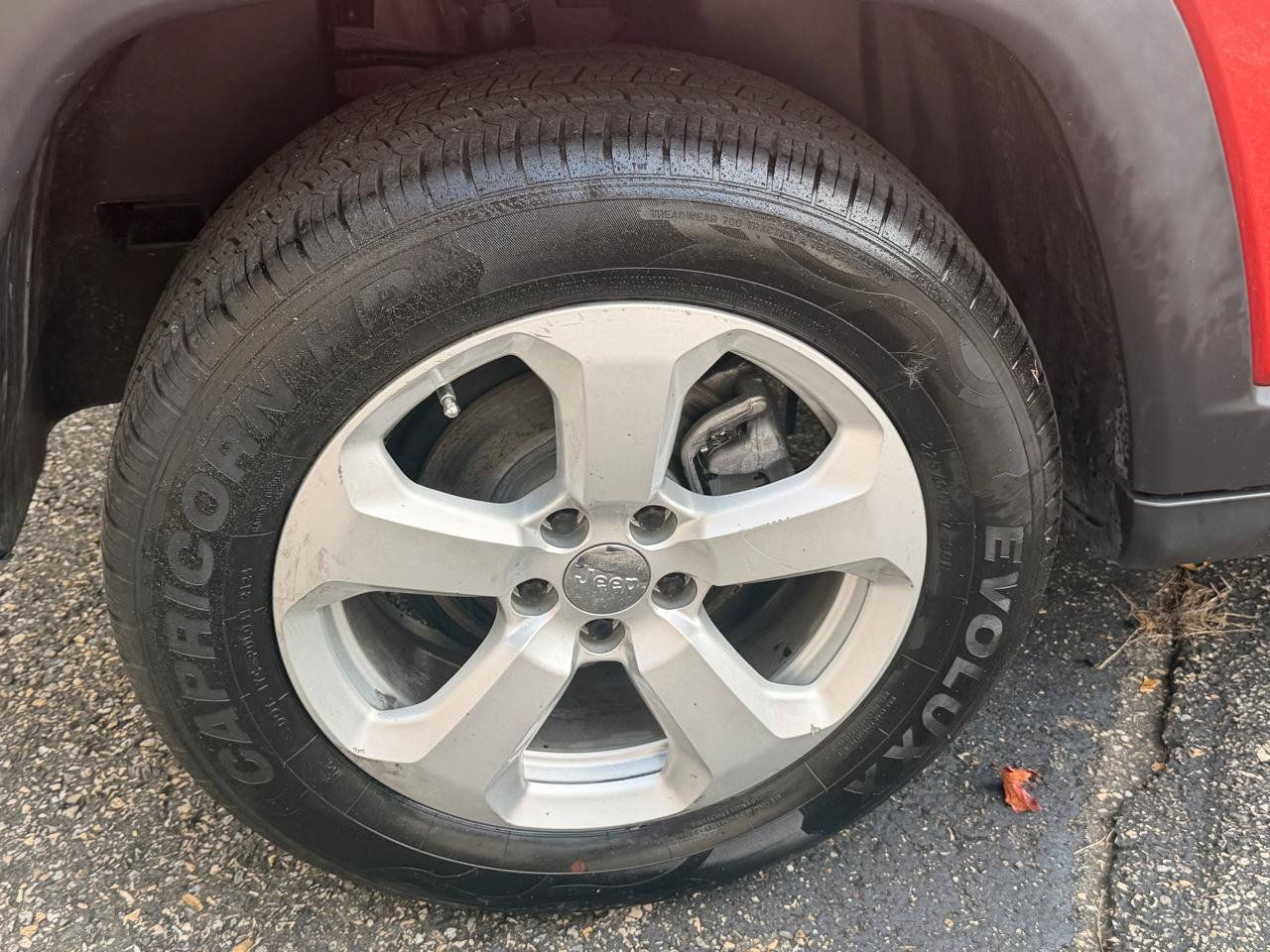 Used 2018 Jeep Compass Latitude AWD/4WD image 12