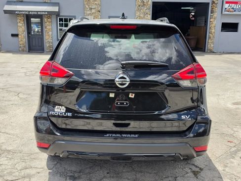 Used 2017 Nissan Rogue SV FWD image 6