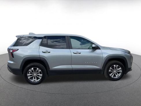 Used 2025 Chevrolet Equinox LT image 16