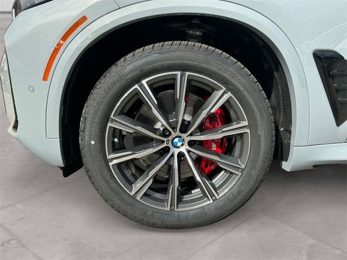 New 2026 BMW X5 xDrive40i w/ M Sport Package image 14