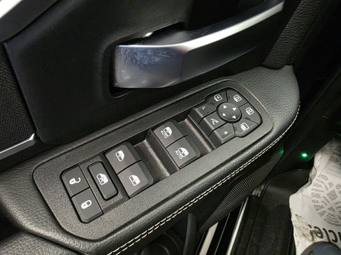 New 2026 RAM 2500 Big Horn AWD/4WD image 16