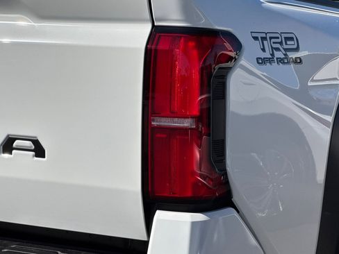 New 2025 Toyota Tacoma TRD Off-Road image 31