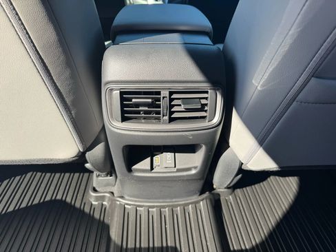 Used 2019 Honda CR-V Touring image 31