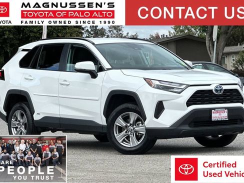Certified 2024 Toyota RAV4 LE AWD/4WD image 1